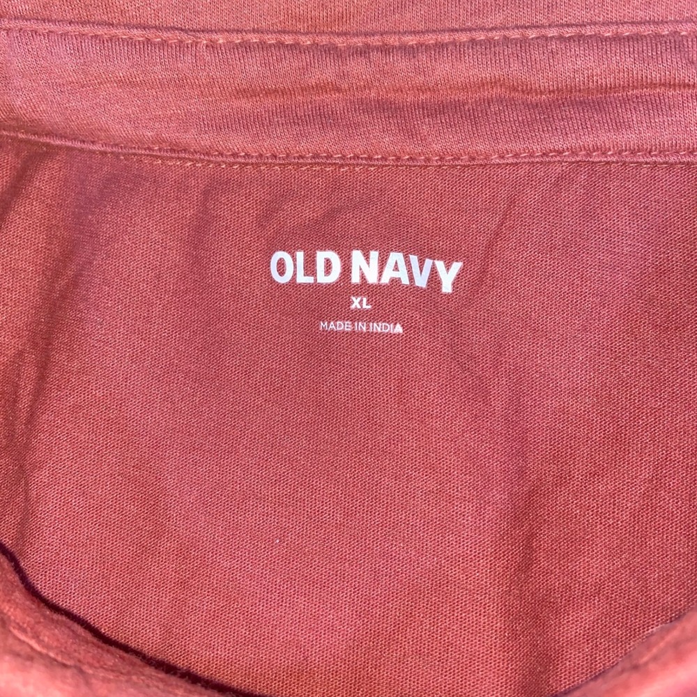 Old Navy Mens XL Short Sleeve‎ Polo Shirt Burgundy Brick Red Solid Casual Top - Picture 2 of 6